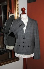 KappAhl Glencheck Blazer britischer Style schwarz/weiß/braun Gr. 44 getragen