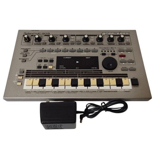 Roland 303 sequencer - roland, mc-303
