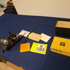 Alte Kamera Exa 1b in Hülle und OVP