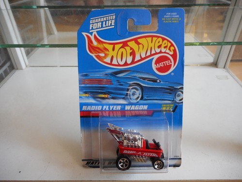 Hotwheels radio flyer - hotwheels,