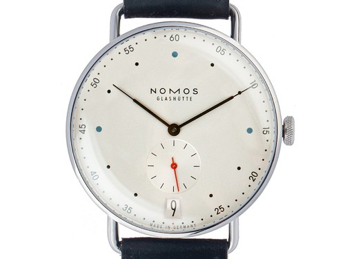 Nomos glashütte metro datum - nomos,
