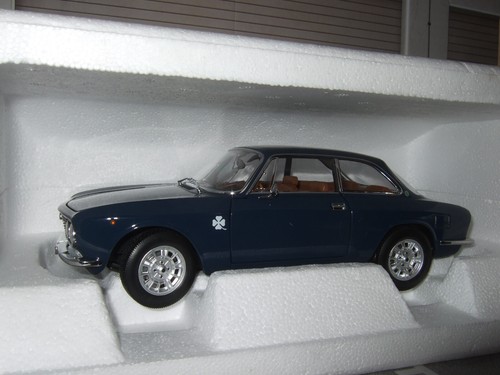 Alfa romeo 1300 junior 1973 - 1300, gt