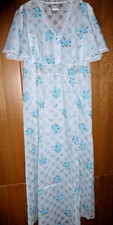 Vintage Nachtkleid Nachthemd Größe 40 weiß-blau mit Flügelärmelchen