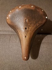 Brooks B66 Sattel Leder Braun mit Sattelstütze