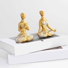 Yoga-Frauen-Skulptur