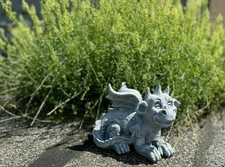 Frostfeste steinfigur drache - steinfigur,
