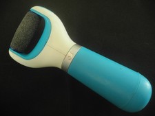 Scholl Expert care elektr. Hornhautentferner mit neuer Meeresmineralien Rolle