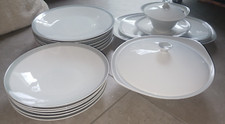 Ess-Geschirr, 6 Personen, Schüssel und Platten, 60-er Jahre, weiß-grau