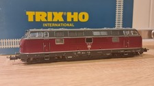 Trix  2456 Diesellok BR 221