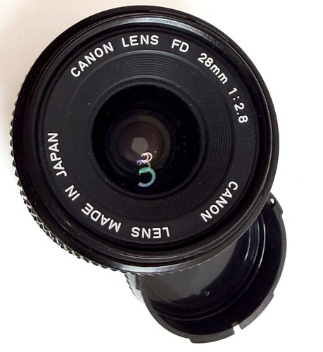 Canon lens 28mm - fd, /