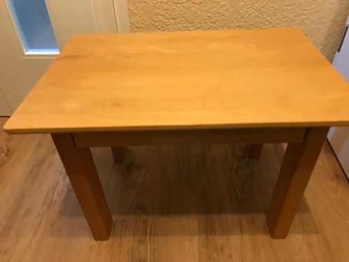 Kleiner tisch nachttisch - kleiner,