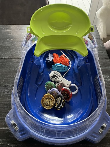Hasbro beyblade burst rise - hasbro,