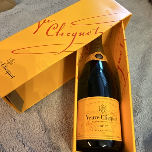 Veuve clicquot champagne brut - veuve,