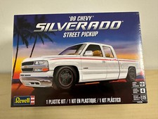 Revell 14538 - 1999 Chevy