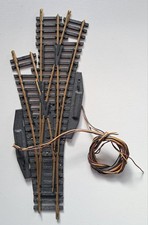 Fleischmann 1:87 H0 6057 Dreifachweiche mit Antrieb 6121 elektrisch