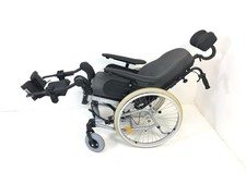 Rollstuhl Pflegerollstuhl