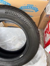 Nagelneue Bridgestone