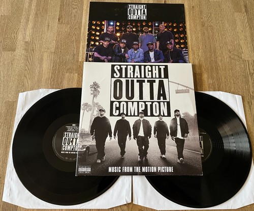 Straight outta compton - compton, motion