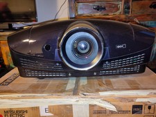 Defekter Mitsubishi Beamer HC9000D als Bastelgerät (Rauchergerät)