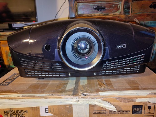 Defekter mitsubishi beamer - defekter,
