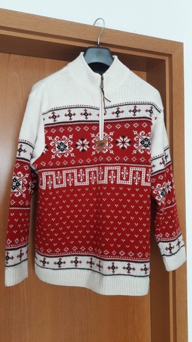 Sehr warmen pulli mit - sehr,