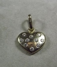 D19--10 / massiver kleiner Herz Anhänger mit Zirkon 14 K / 585