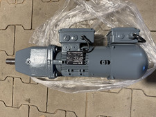 Stirnradgetriebemotoren SK12