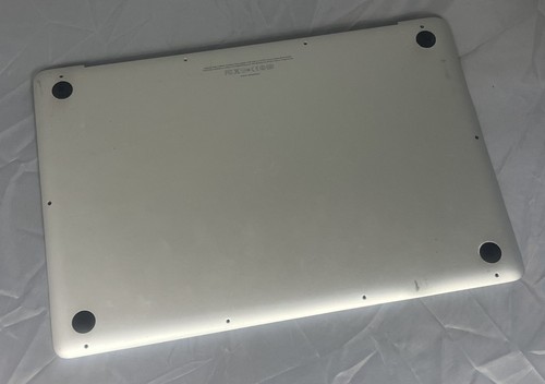 Original apple macbook pro - original,