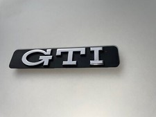 VW Volkswagen Schriftzug Emblem Zeichen Golf 3 GTI Seitenleiste 1h6853714C