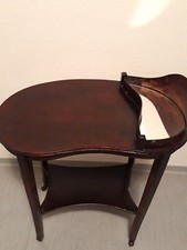 Antiker Beistelltisch Tisch in Nierenform mit Spiegel einzigartig unikat Holz