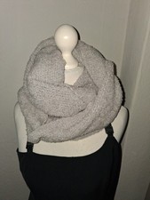 Wunderschöner Loop Schal von