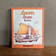 "LESEN LESEN LESEN"