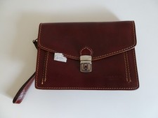 Handgelenktasche Herren aus