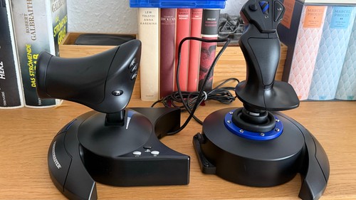 Thrustmaster flight hotas 4 - t.flight,