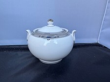 Wedgwood Amherst Zucker Dose