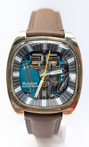 Bulova accutron spaceview 214 - spaceview,