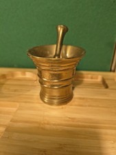 Alter schwerer Mörser Eisen