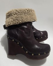 UGG Australia Carnagie