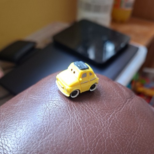 Disney pixar cars luigi - pixar,