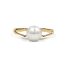 Goldring mit Perle in 585