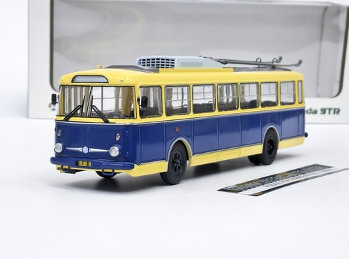 Skoda trolleybus blau - tr, /