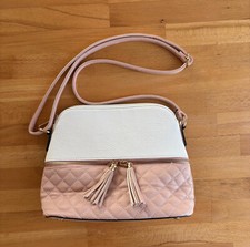 ღ Handtasche Stepp zweifarbig rosa weiß Hingucker Quasten aus veganem Leder
