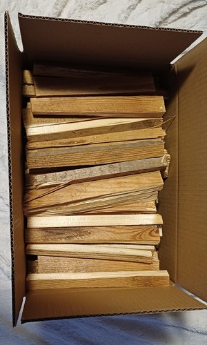Anzündholz anmachholz - -,