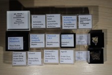 15 Micromounts von klassischen deutschen Fundorten (Wittichen, Hagendorf, ...)