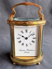 Ovale Englische Reiseuhr