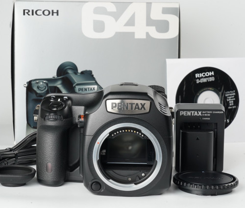 Near mint pentax 645z - [near,