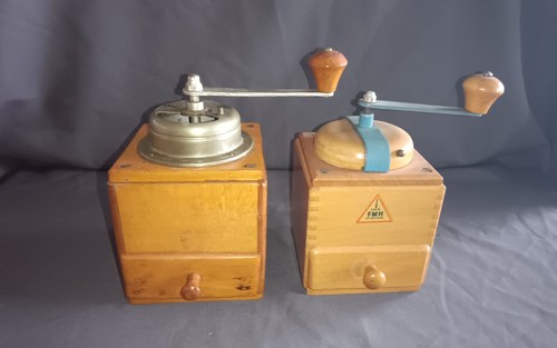 Alte kaffeemühlen - 2x,