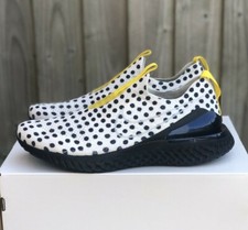 Nike Epic Phantom React Herren Turnschuhe Größe UK 9 EU 44 (CI1718 001)