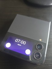 Samsung Galaxy Z Flip3 -