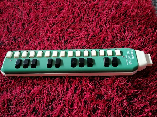 Hohner melodica - hohner,